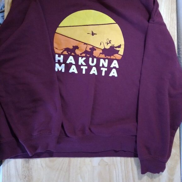 Hakuna Matata Lion King Crewneck Sweatshirt - Picture 2 of 7